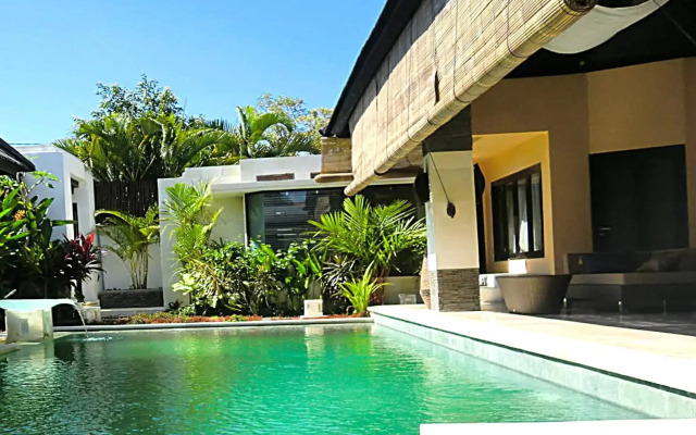Nike Villas