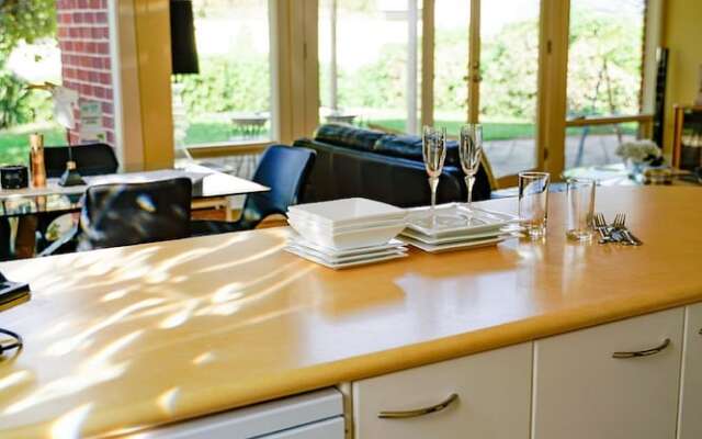 Adelaide Style Accommodation-City-Beach