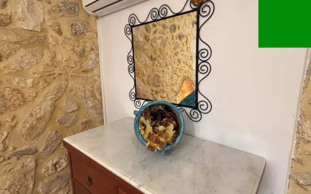 Electra Stone Suite