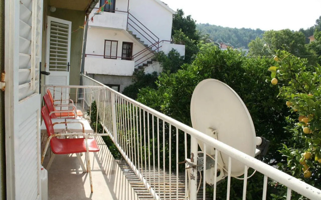 Apartments and rooms by the sea Jelsa, Hvar - 4602