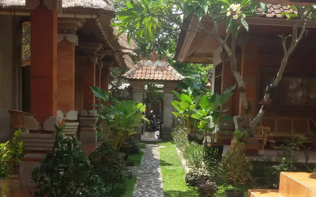 Nyoman Warta Accommodation