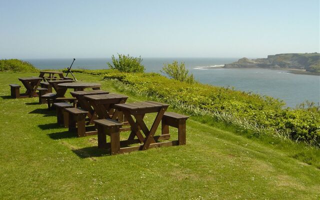 The Cliffemount Hotel