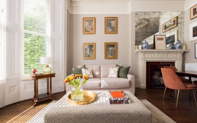 Victorian Blush 1BR Near Portobello Notting Hill