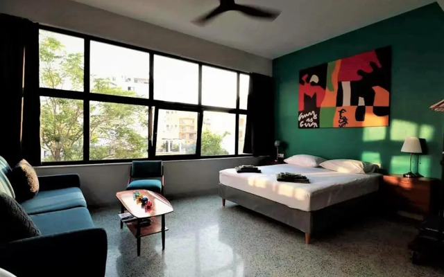 Central urban studio A