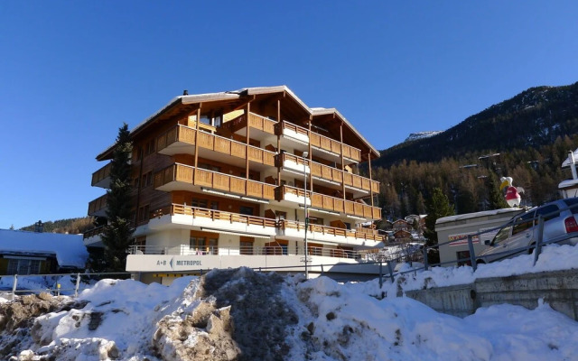Apartment Appartement 13