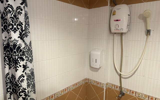 Nid Huahin Hotel