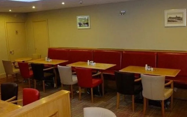 The Golden Lion Hotel