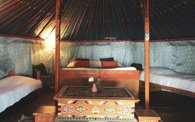 Les Yourtes à la Ferme des Epis