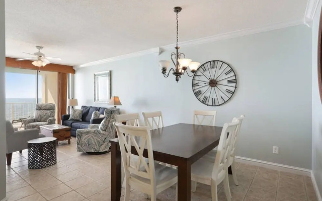 Pelican Pointe1204 3BR 2BA Gulf-front