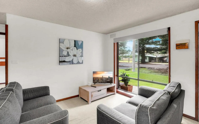 Eastern Beach Units #3