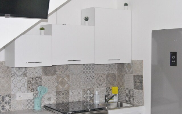 Agrigento Centre - 1-bed Apartment - Sleeps 4