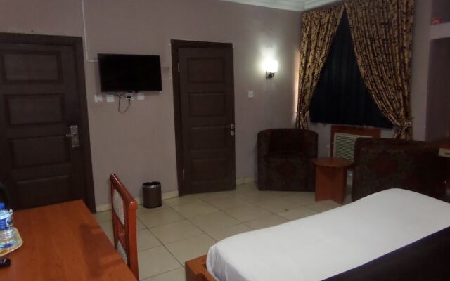 Prixair Pure Hotel Wuse