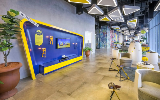 YELLO Hotel Harmoni Jakarta