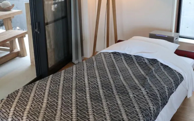 Leceb Sesoko Villa