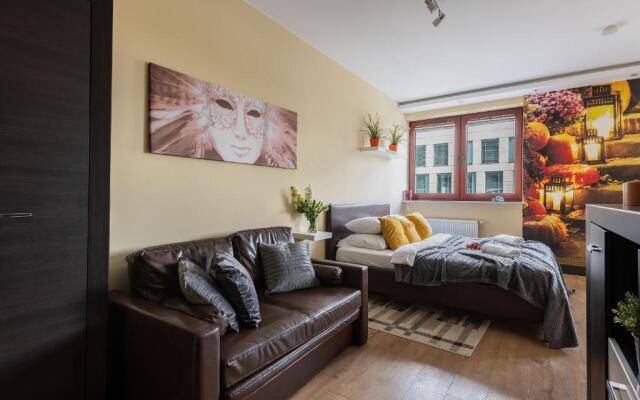 P&O Serviced Apartments FABRYCZNA