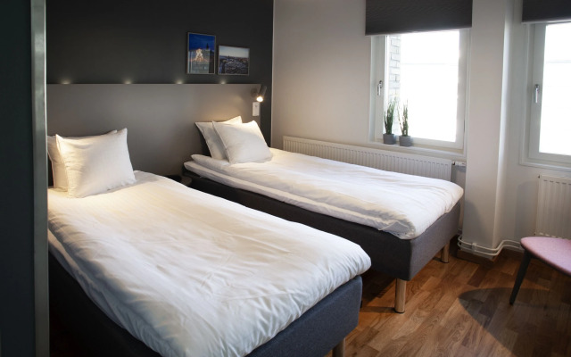First Hotel The Studio