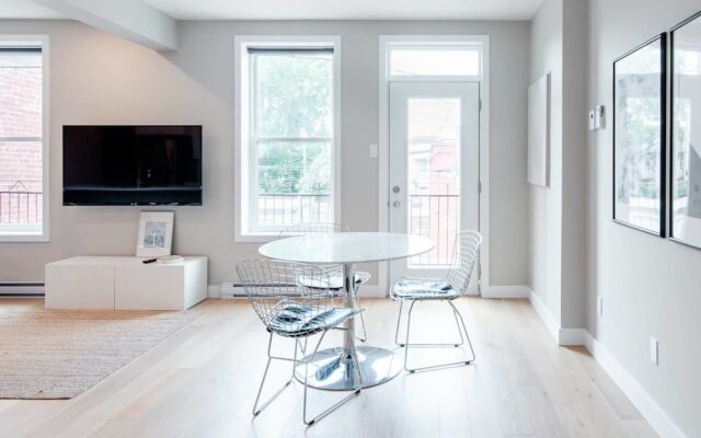 Explore Montreal From Sleek Contemporary Apartment