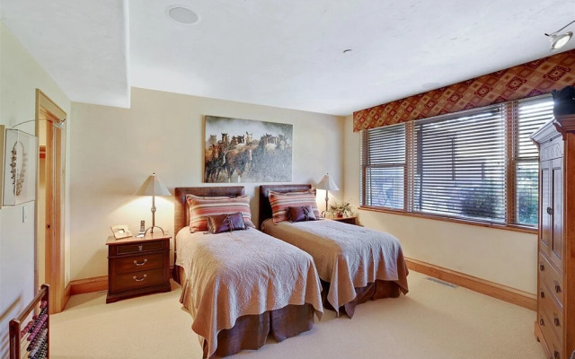 Snowmass Owl Creek 9905