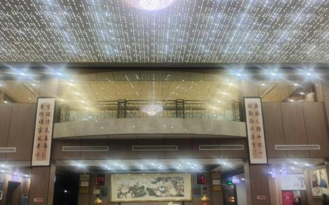 Huang Longshun Hotel