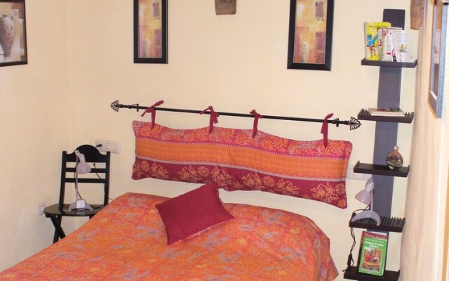 Enchanting 2-bed Village House in Montejaque. Wifi