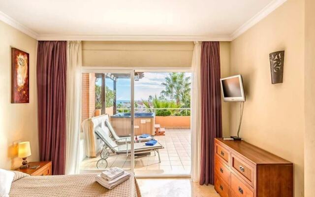 Malibu Apartments