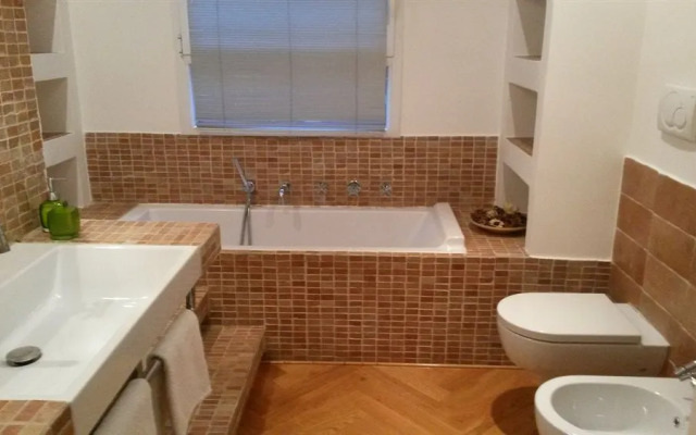 Liv'in Roma Colosseo