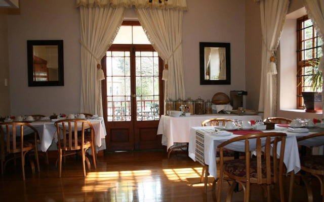 88 Baron van Reede Guesthouse