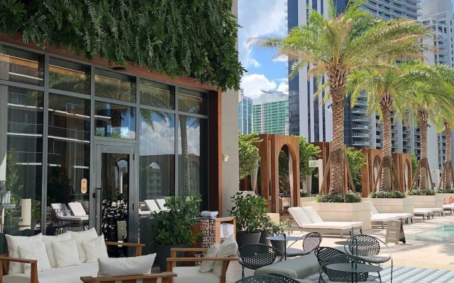 Wonderful Suite SLS Brickell