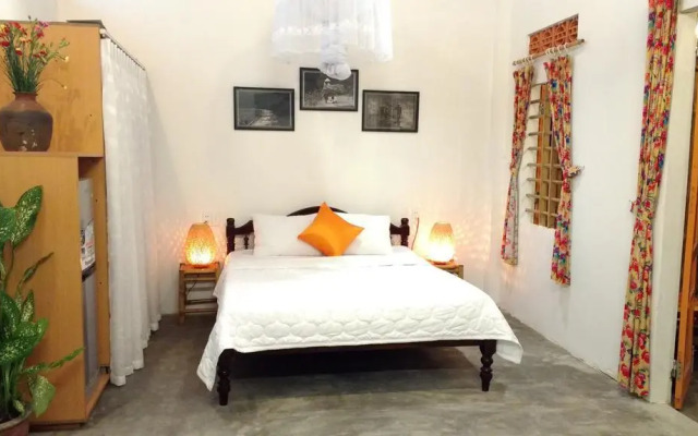 The Seaside Bungalow