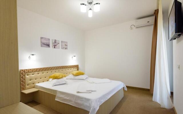 SaloS Beach Resort