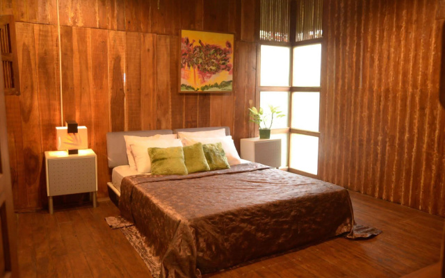 The Riverside Javanese Cottages – Guest Rooms – Sleman