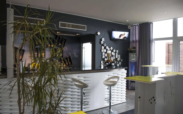 Urban Hotel Amadeos