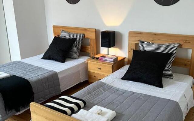 APHRODITE: Renovated 2-Bedroom apartment in Nicosia