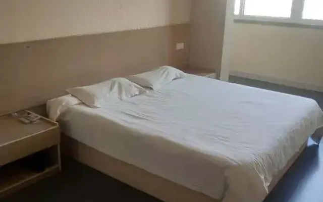 Yanggu Mingzhu Business Express Hotel