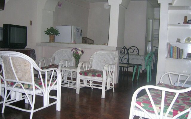 4 BR Unit 1 Jefrell Apartments