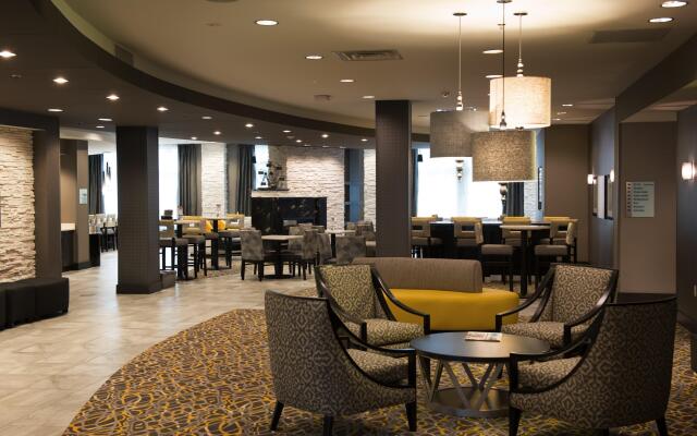Holiday Inn Express & Suites Madison Central by IHG