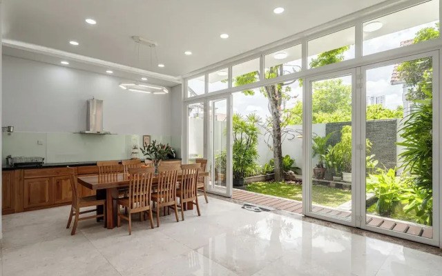 Thao Dien Garden Villa 5BR Luxury Oasis