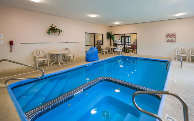 Quality Inn I-70 Near Kansas Speedway