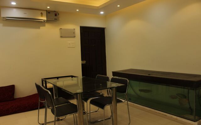 OYO 9359 Modern Penthouse Candolim