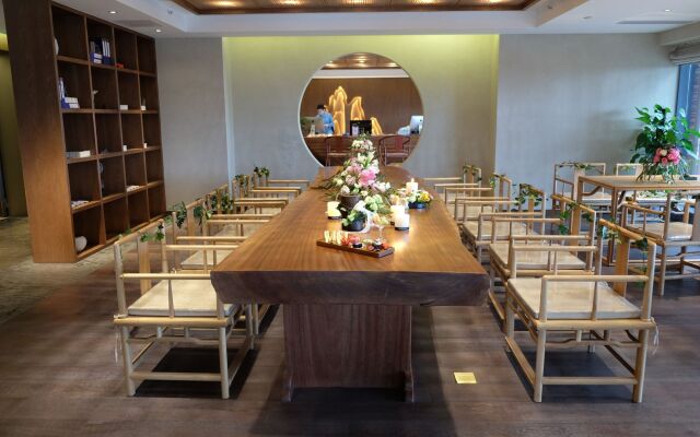 Blossom Tao Hotel (Hangzhou Olympic Center)