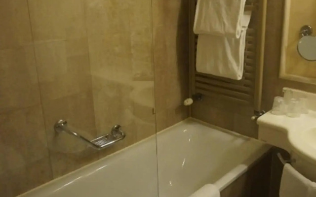 Cosmo Hotel Palace