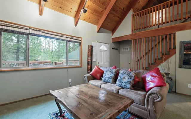 Star & Gem Cabin