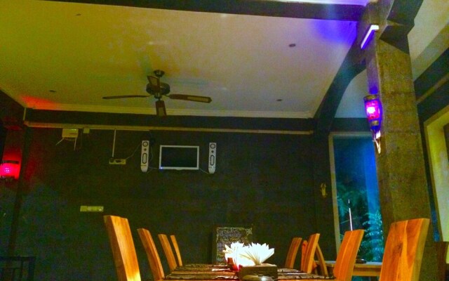 Amed Romance House