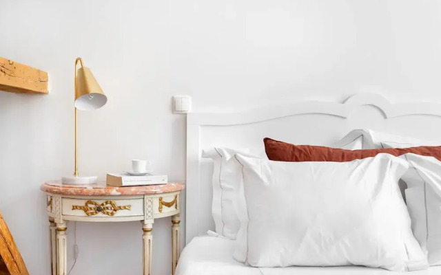 JOIVY Unique 1-BR Apartment in central Chiado
