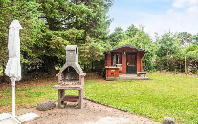 6 Person Holiday Home in Vemb