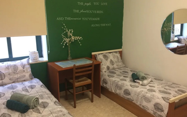 Maltese Rooms