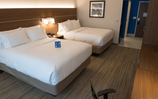 Holiday Inn Express & Suites Orland Park - Mokena, an IHG Hotel