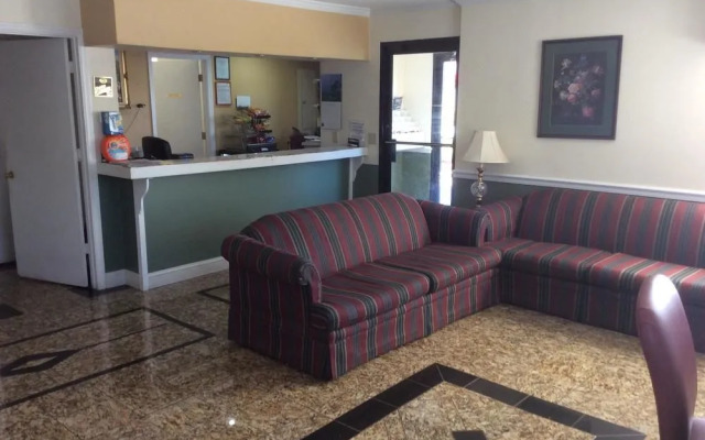 Econo Lodge Milledgeville