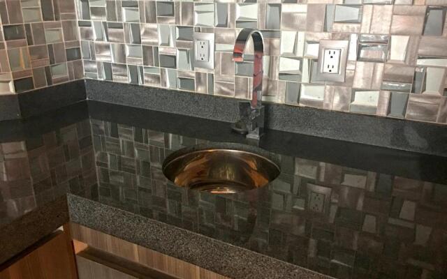 Cancun Plaza Condo Apartment