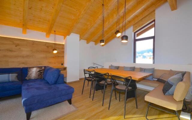 Ski-In / Ski-Out Chalet Maiskogel 17C By Alpen Apartments